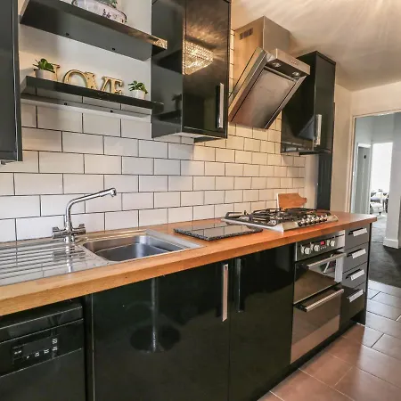 Apartman Esplanade Gardens, 1 *